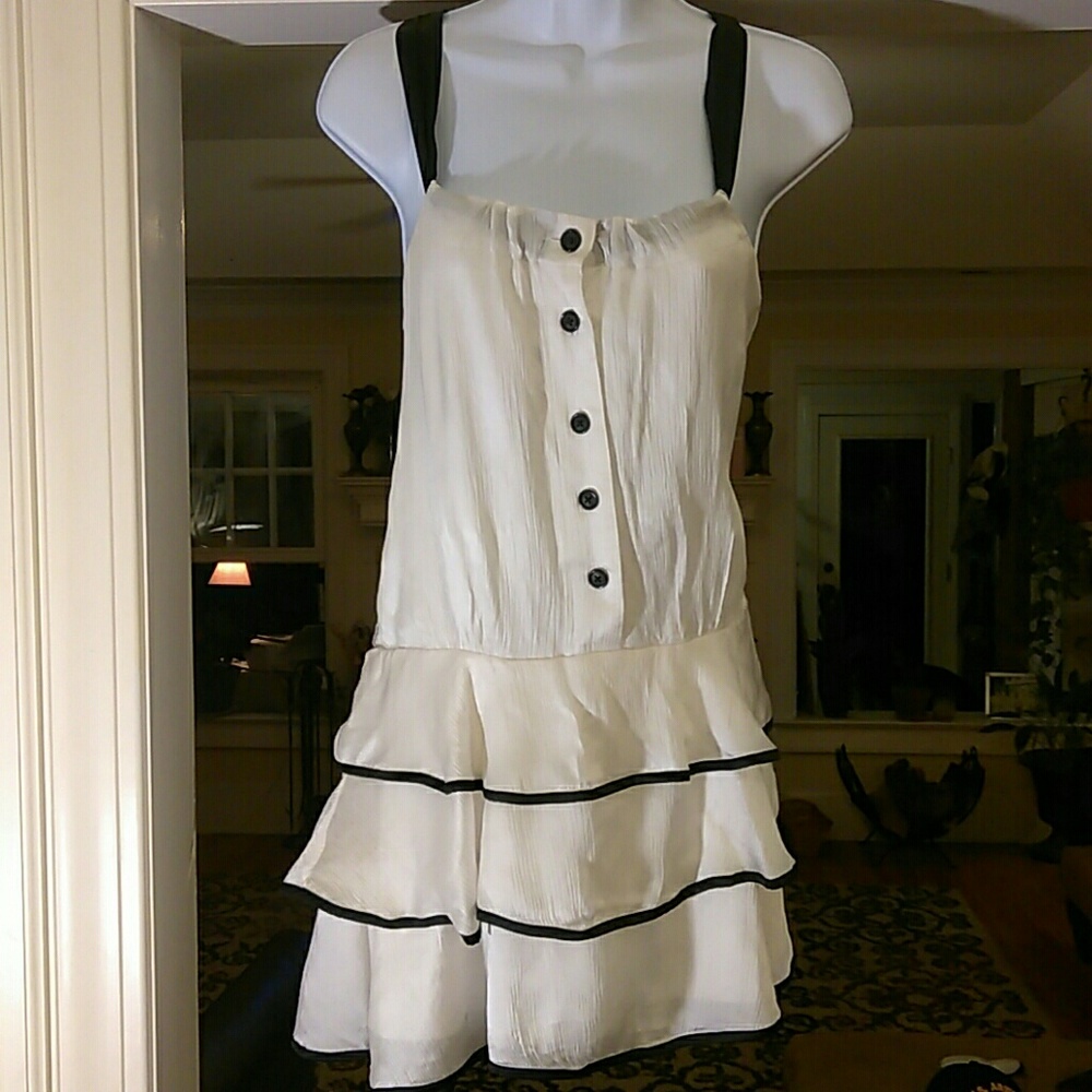 Bebe ladies black and white dress